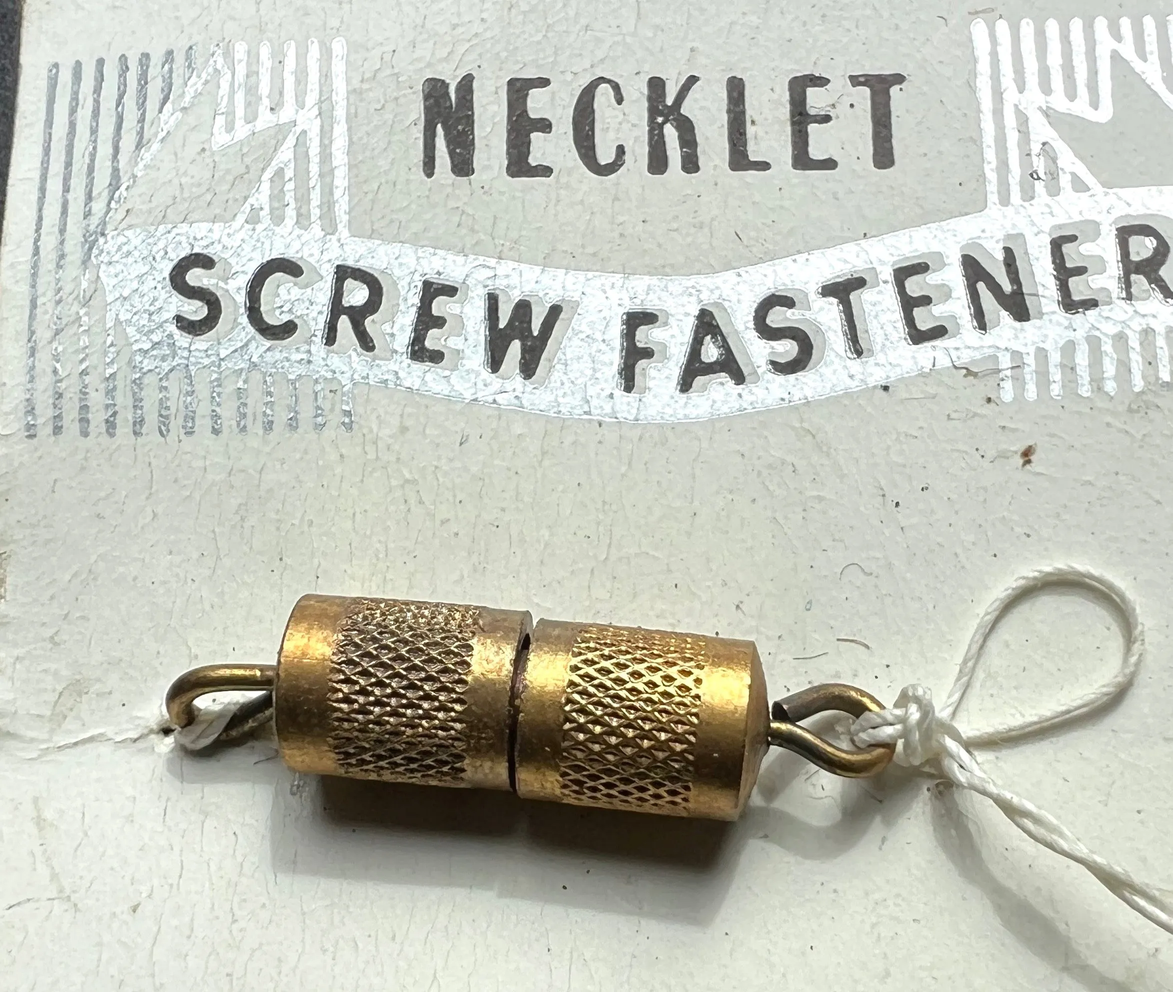 1940s NECKLET Screw Fastener