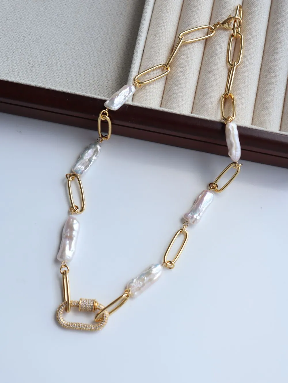 Classic Full Diamond Baroque Chain Necklace