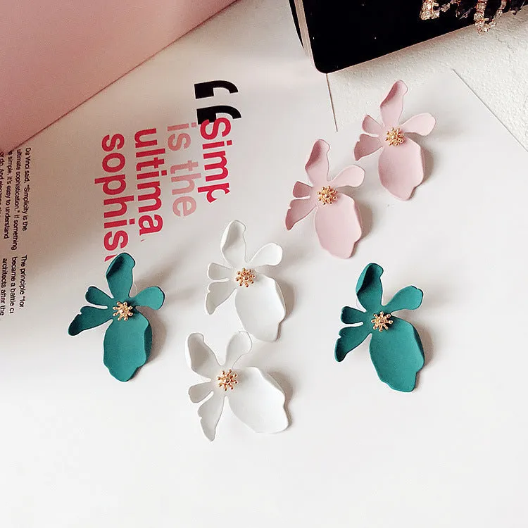 Elegant Korean Flower Drop Earrings for Stylish Women