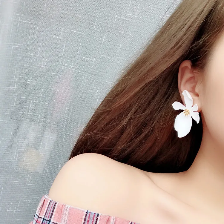 Elegant Korean Flower Drop Earrings for Stylish Women