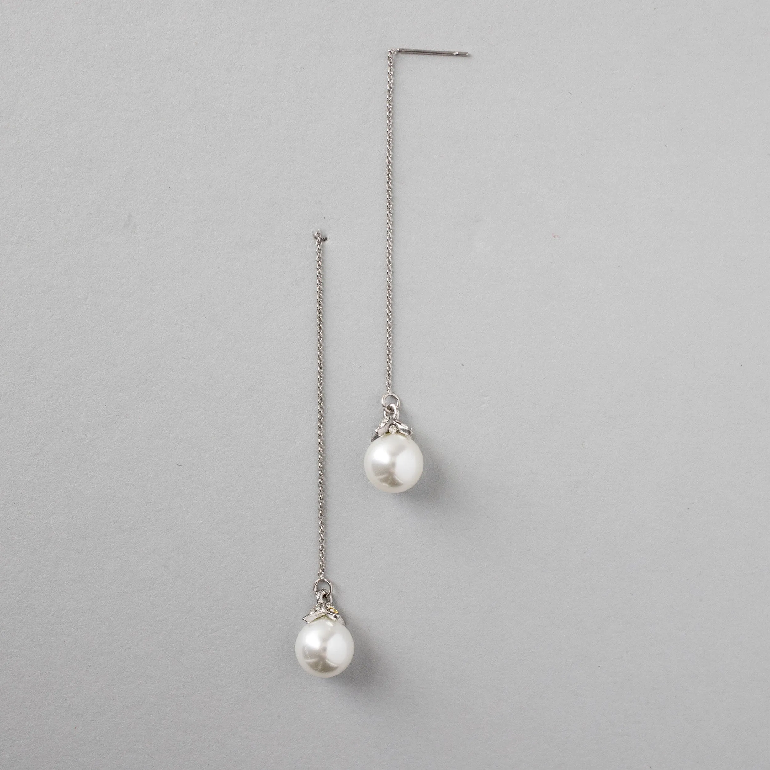 Minimalist Pearl Thread Earrings