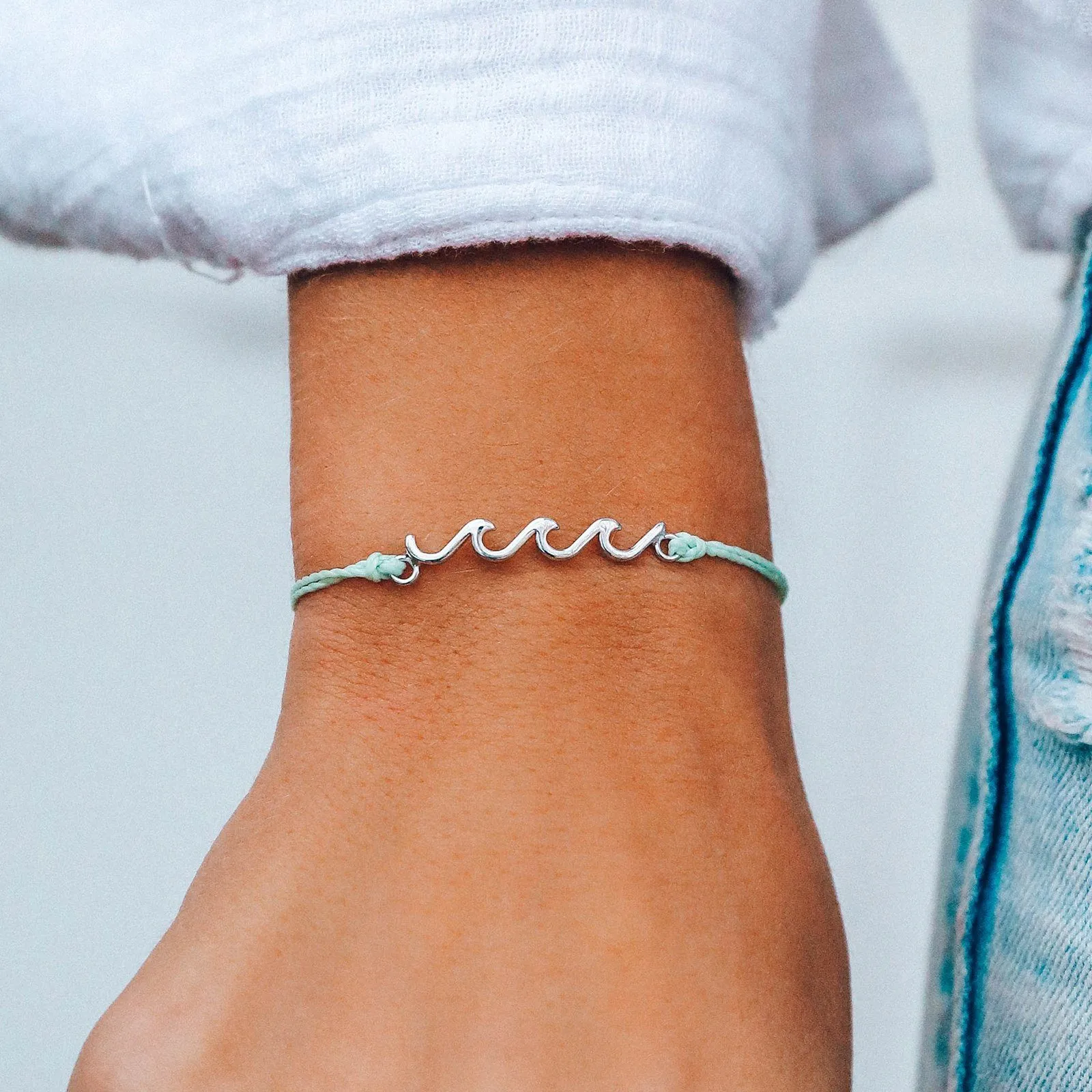 Silver Delicate Wave Bracelet