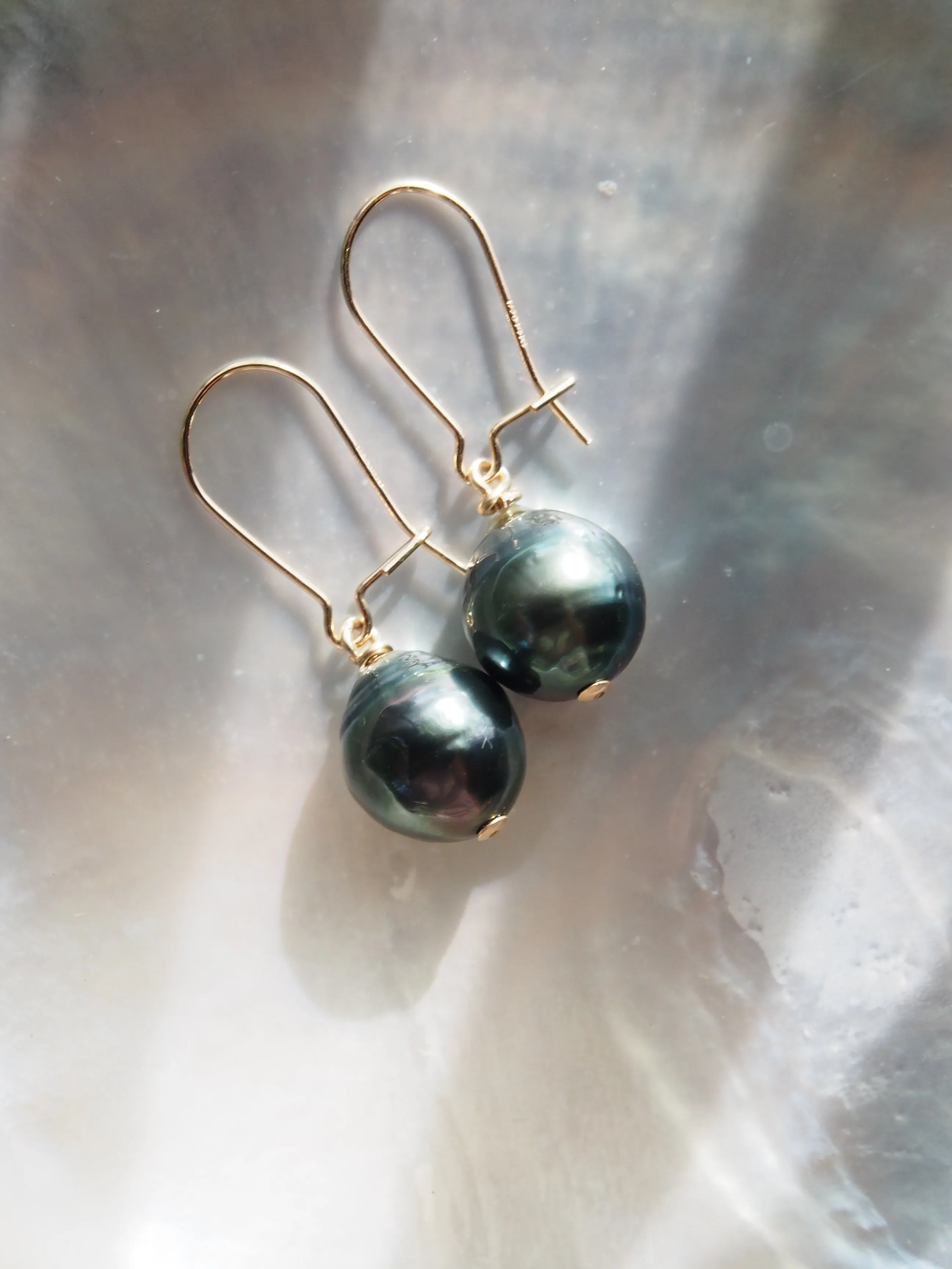 Tahitian Pearl Drop Earrings - Alaula