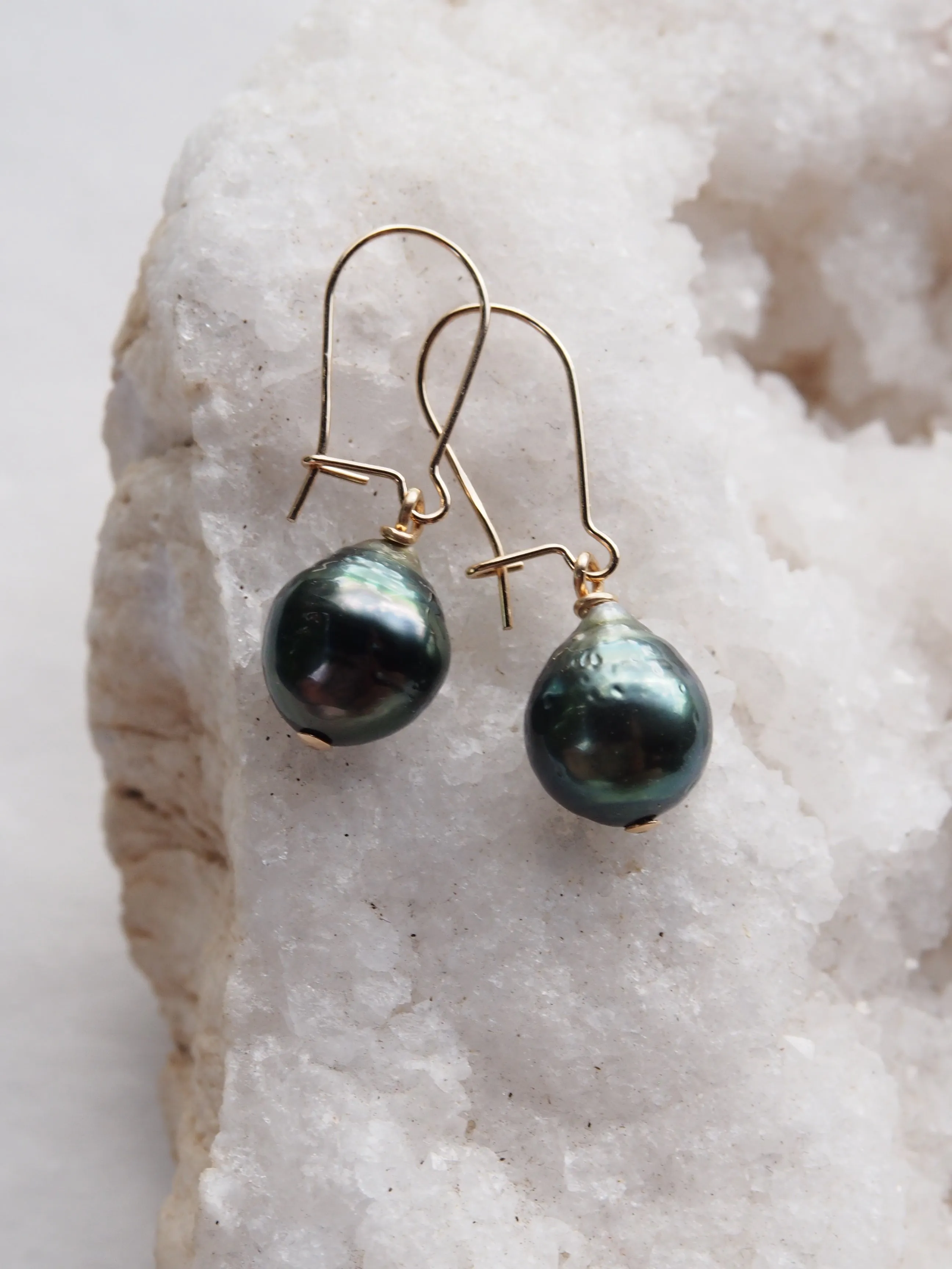 Tahitian Pearl Drop Earrings - Alaula