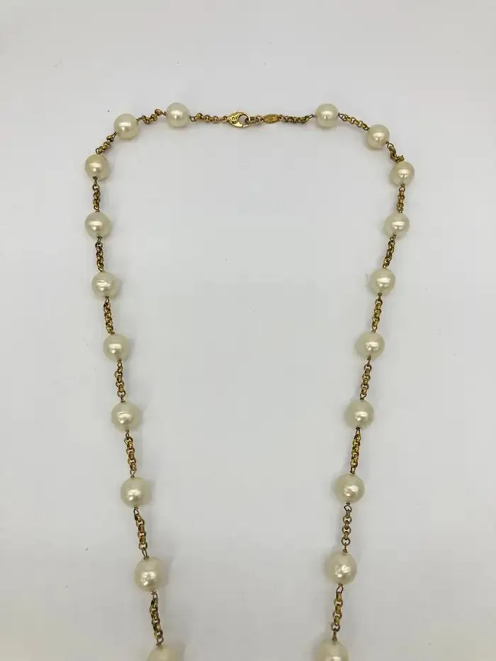 Vintage Chanel Pearl Y Lariat Necklace