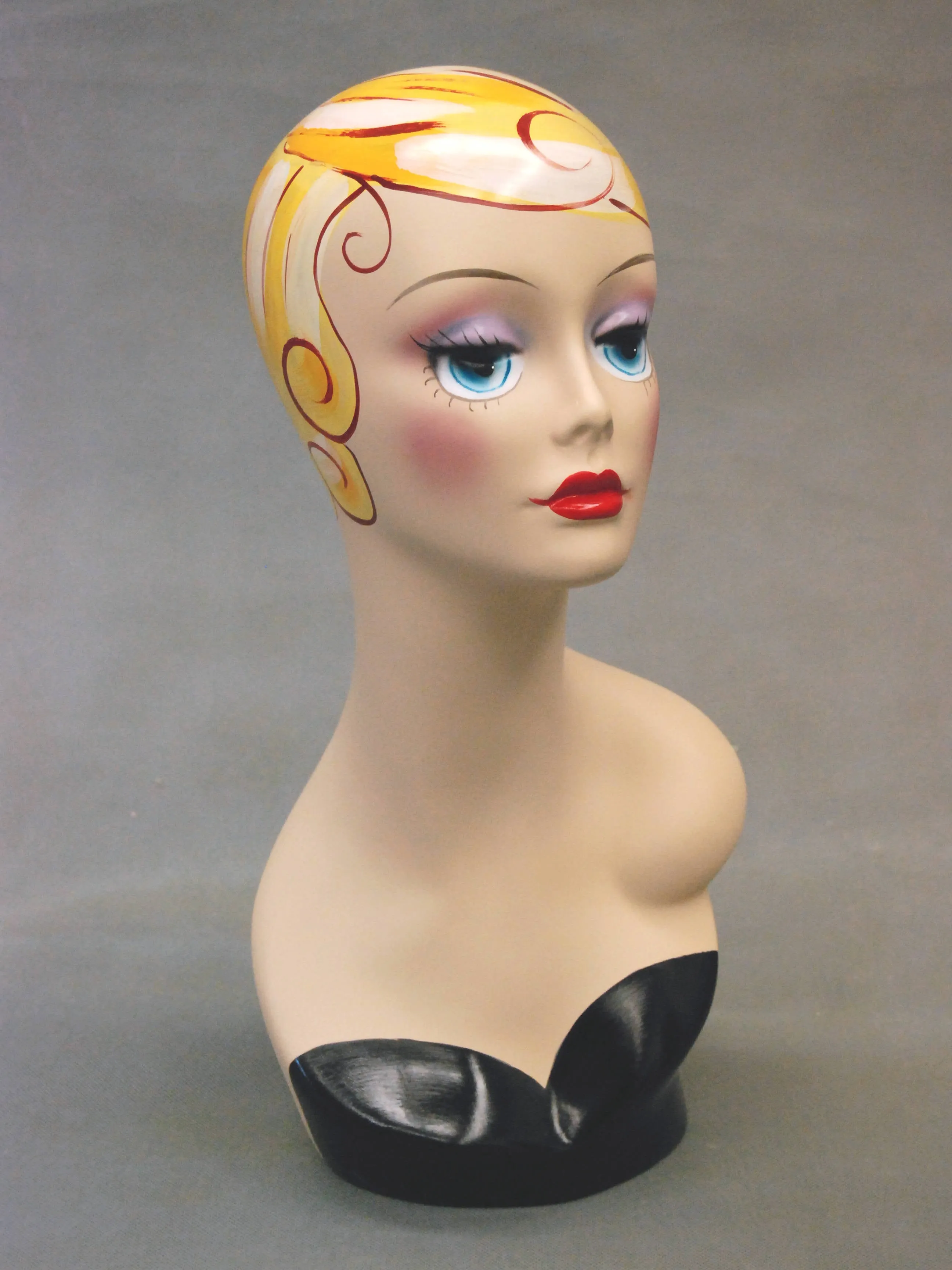 Vintage-style Female Mannequin Head: Veronica 2