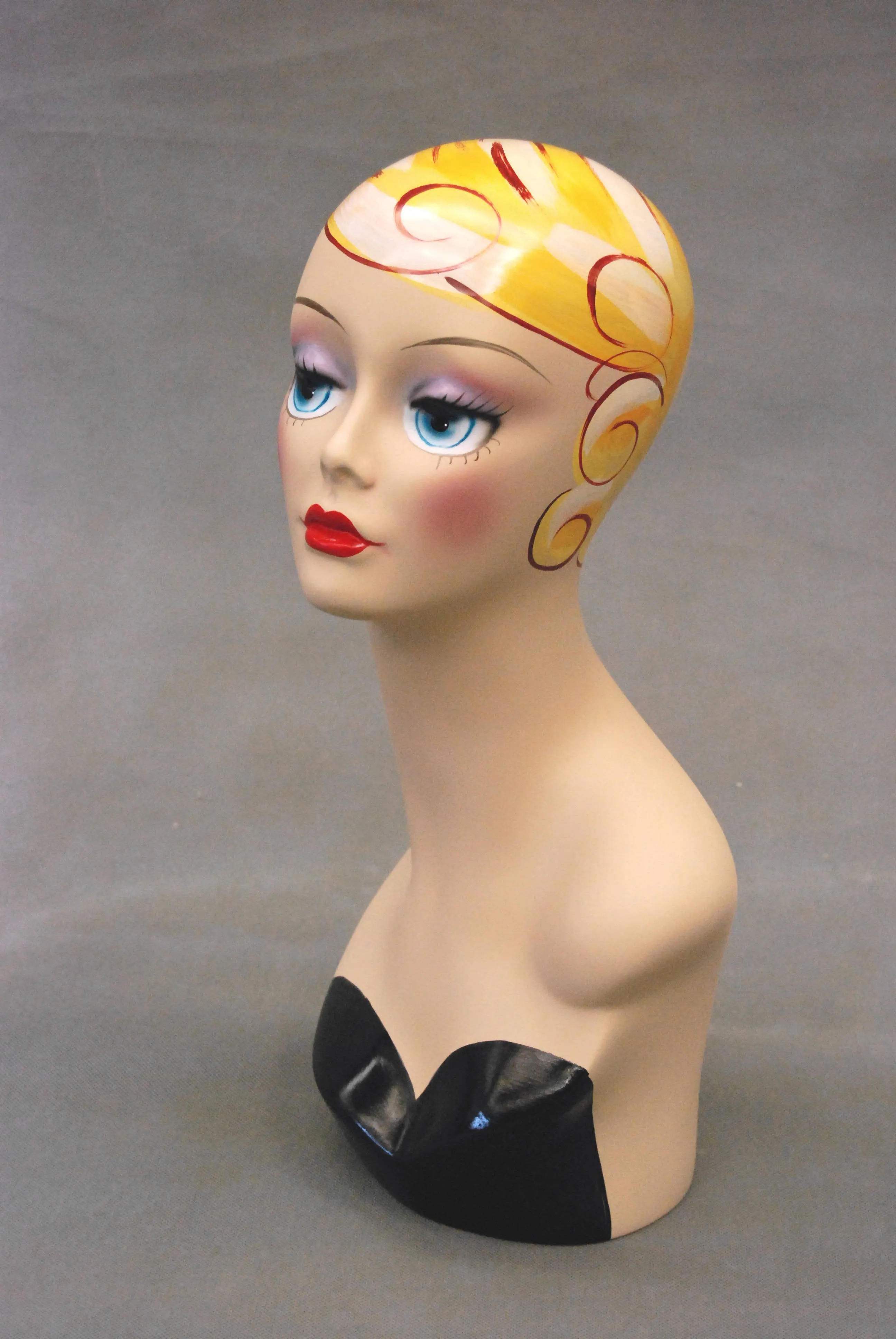 Vintage-style Female Mannequin Head: Veronica 2