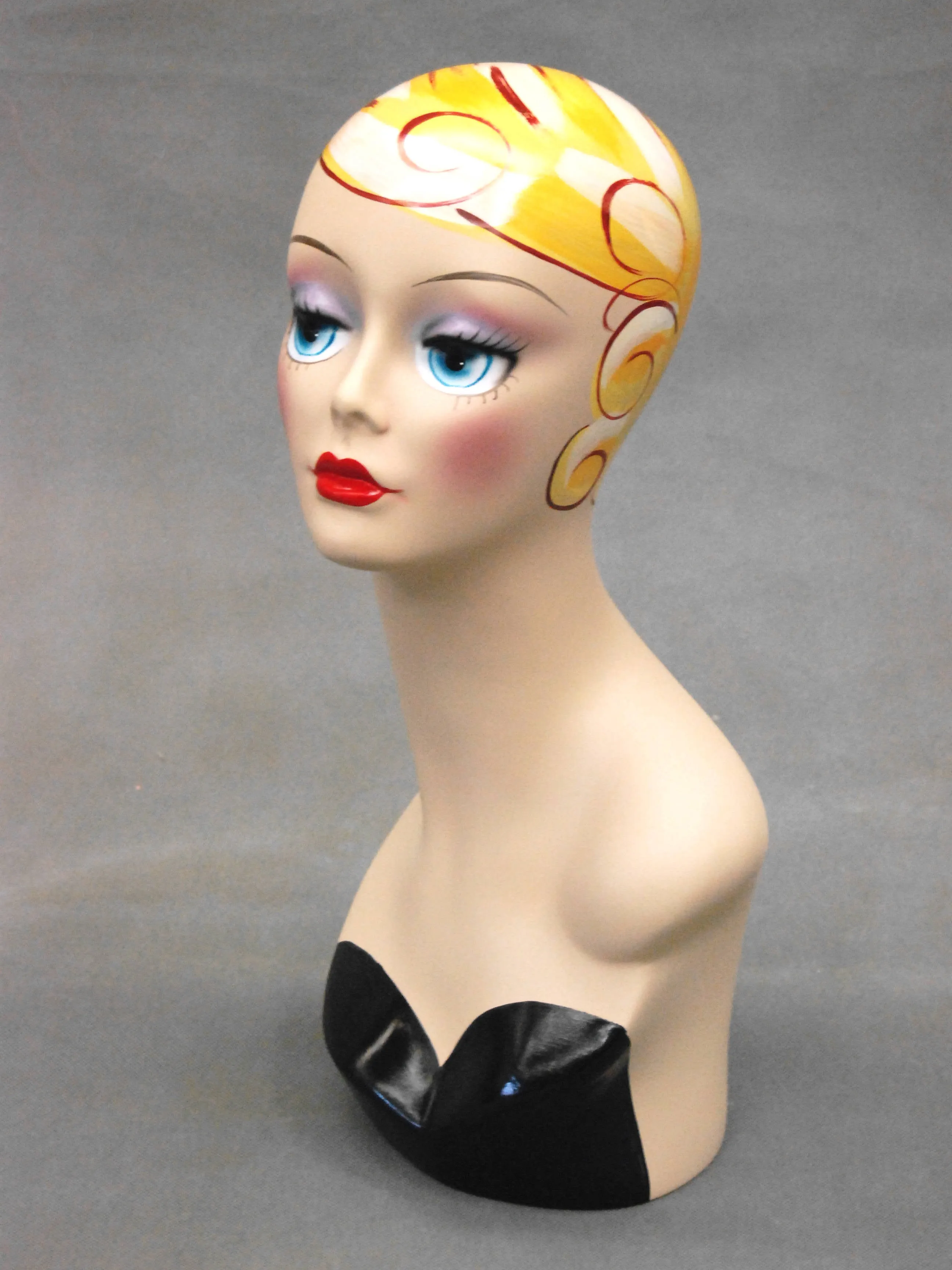 Vintage-style Female Mannequin Head: Veronica 2