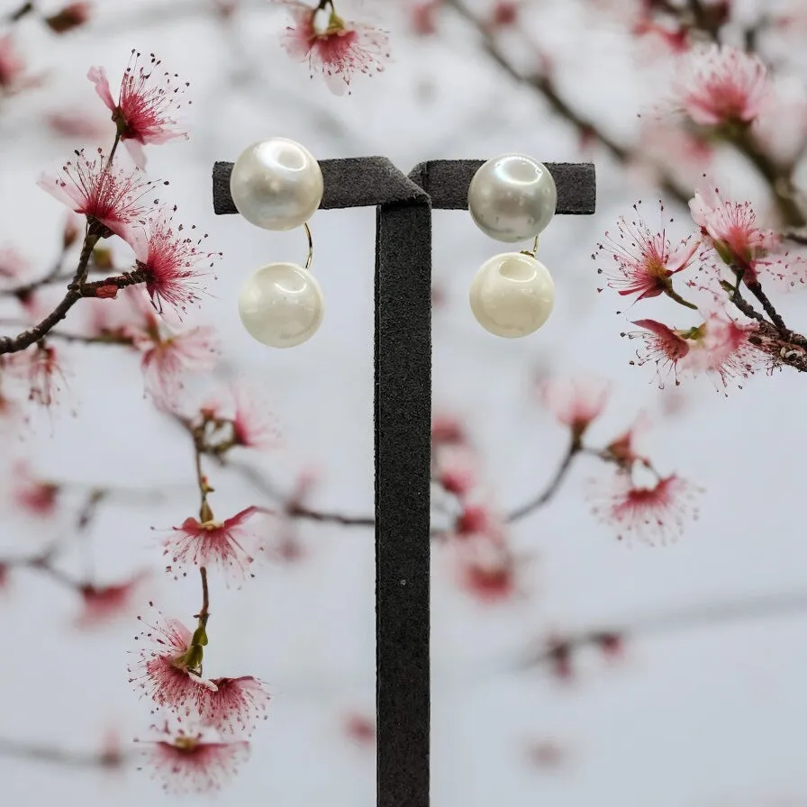 WHITE AND GRAY SOUTH SEA PEARL EARRINGS